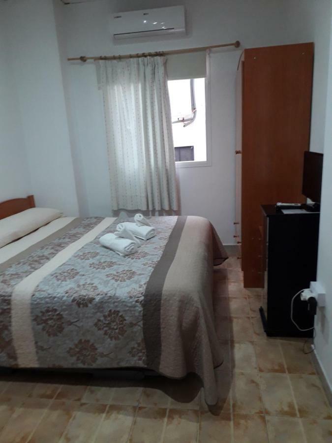 Virgen Del Pilar Guest house Baza